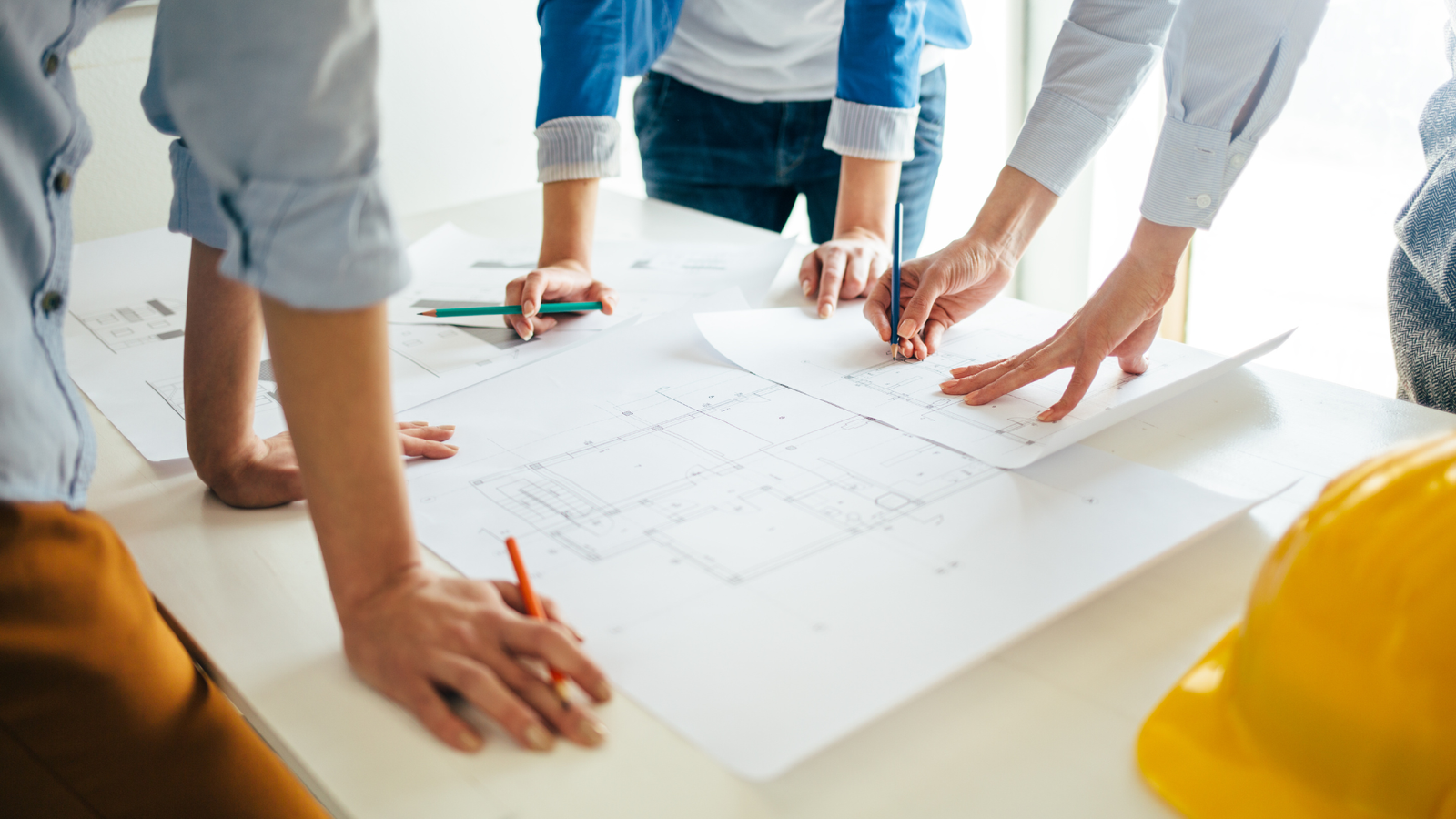 O modelo unboss oferece a oportunidade de empoderar os funcionários, permitindo que eles assumam maior responsabilidade e tomem decisões de forma mais autônoma. Isso pode aumentar a motivação, a satisfação no trabalho e o senso de pertencimento.